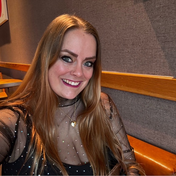 Meet your Posher, Raven - Picture 1 of 1